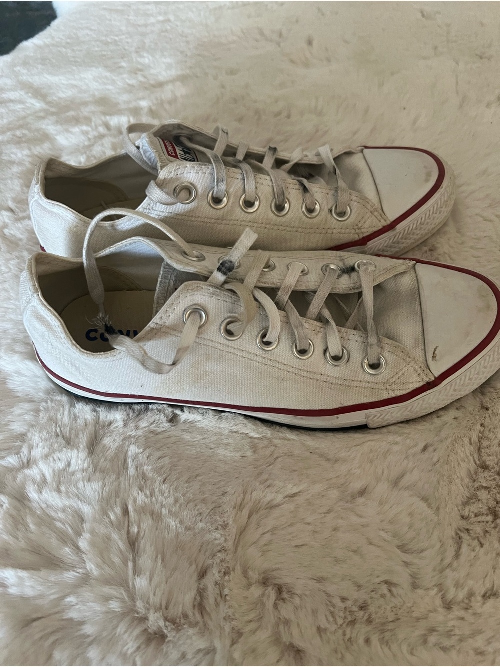 Converse white low top sneakers - Picture 3 of 7